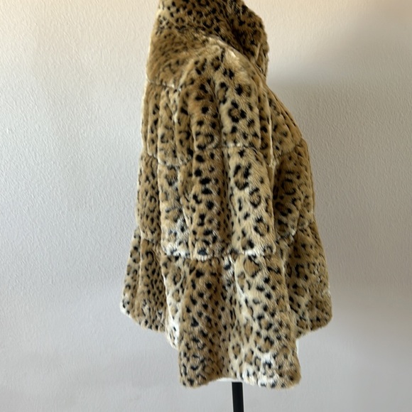 Faux fur leopard jacket by INC - Picture 5 of 10